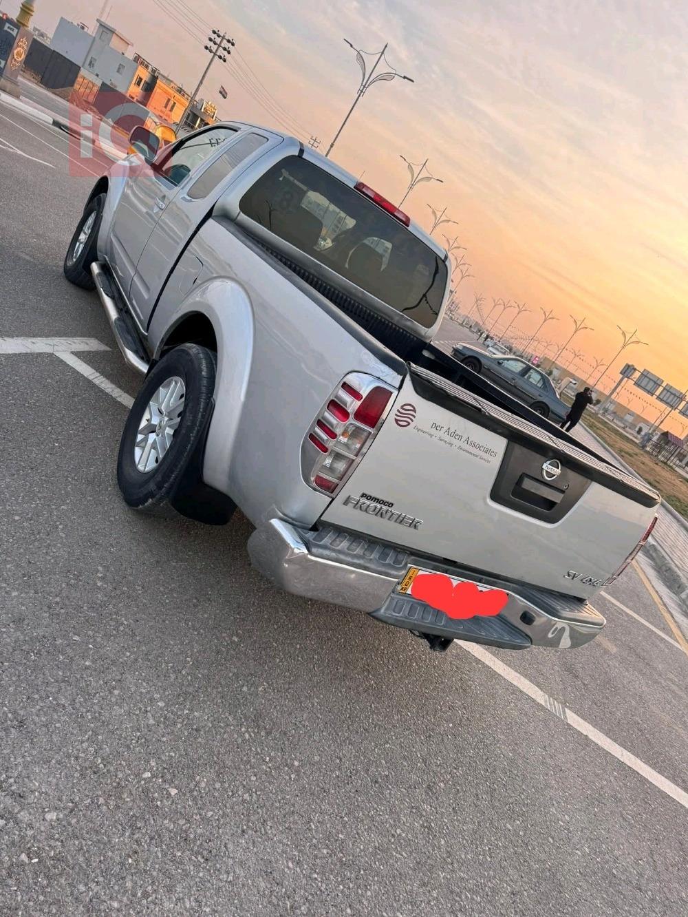 نيسان فرونتر